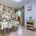 Famea Rural Experience Potpićan
