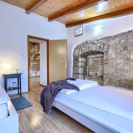 Famea Rural Experience Potpićan