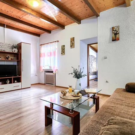 Famea Rural Experience Potpićan