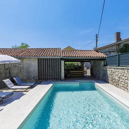 Famea Rural Experience Hébergement de vacances Potpićan