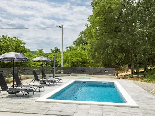 Famea Rural Experience Holiday home